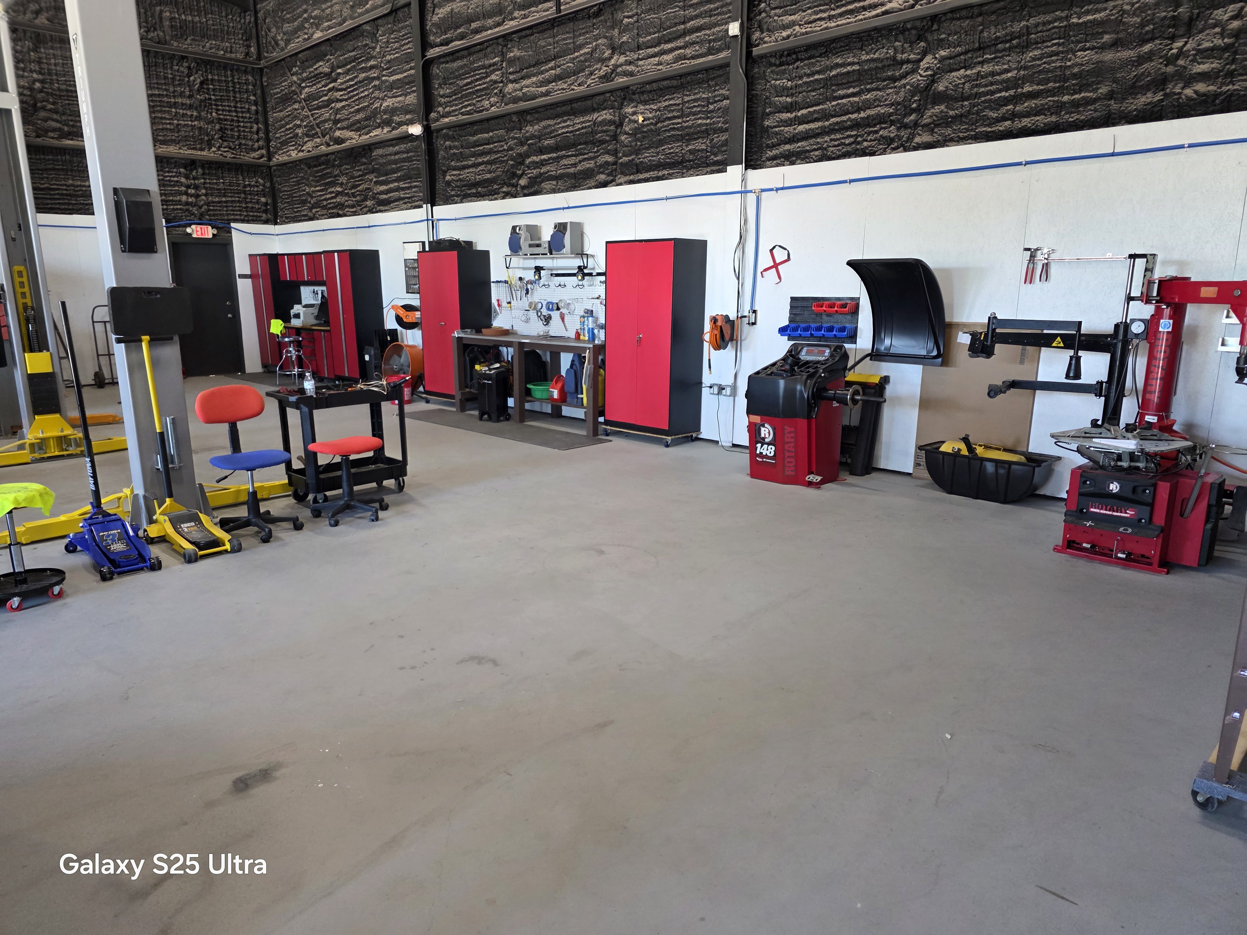 Service Bay
